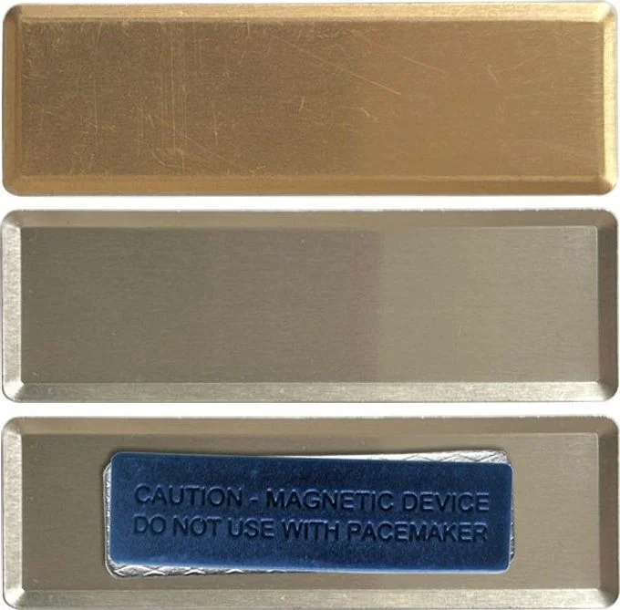 MYK03 Metal Yaka İsimliği